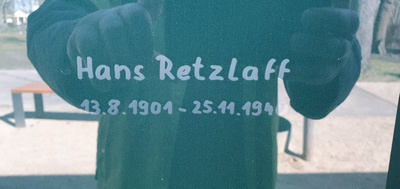 Schriftzug Hans Retzlaff